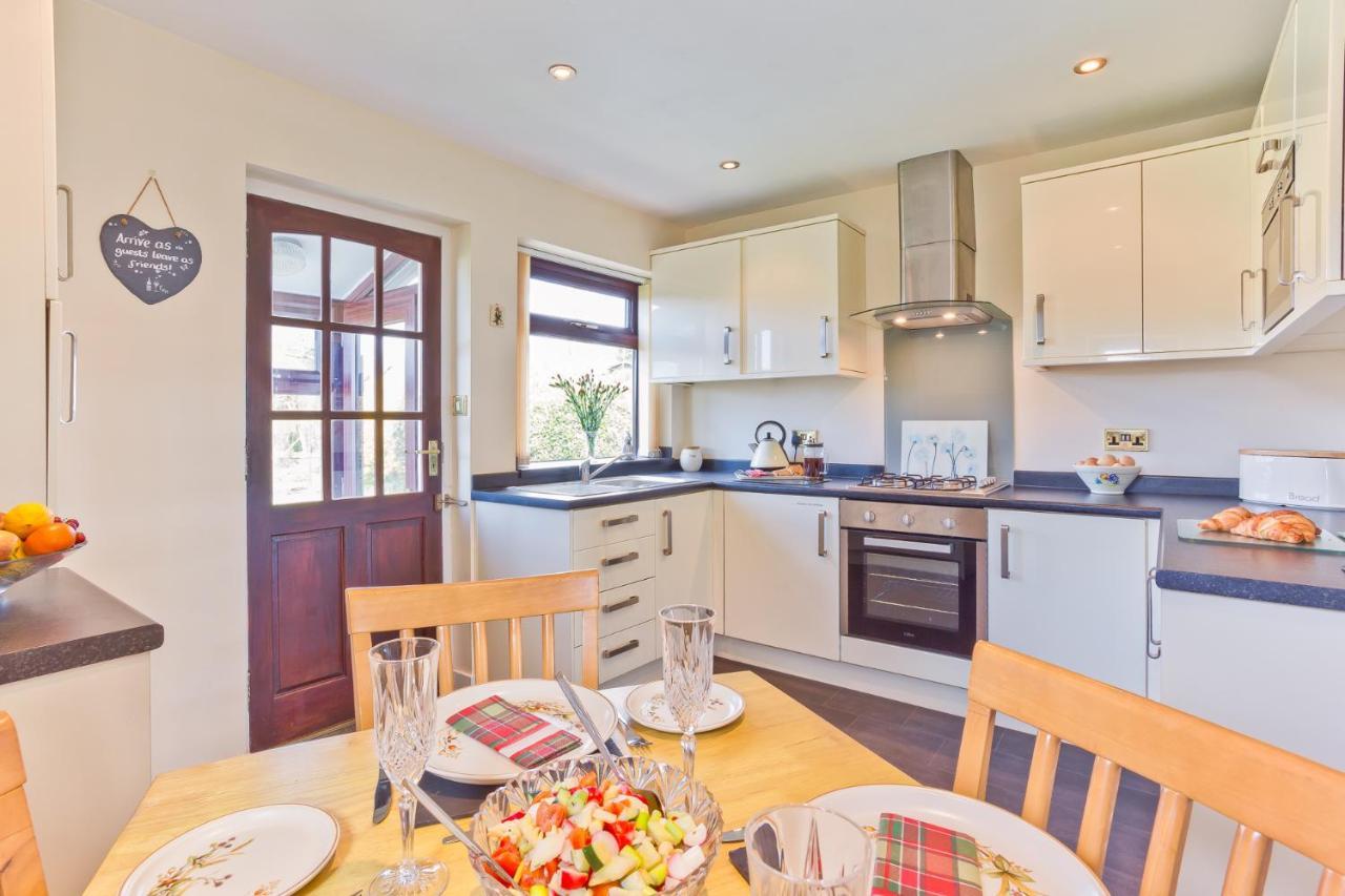 Kents Bank Holiday - Pet Friendly With Bay Views Grange-over-Sands Exterior photo